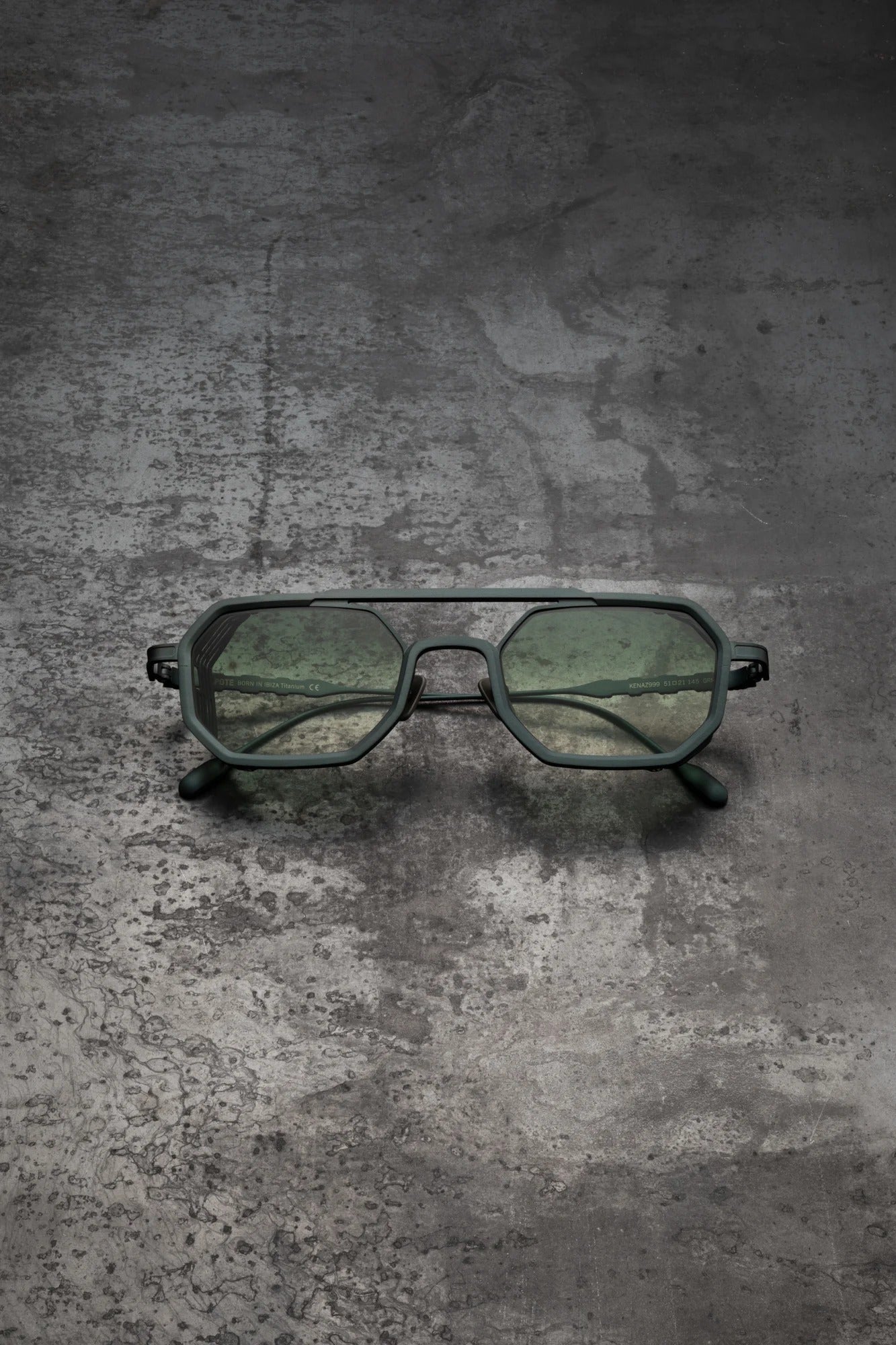 CAPOTE KENAZ999 GRN GREEN 51 SUNGLASSES