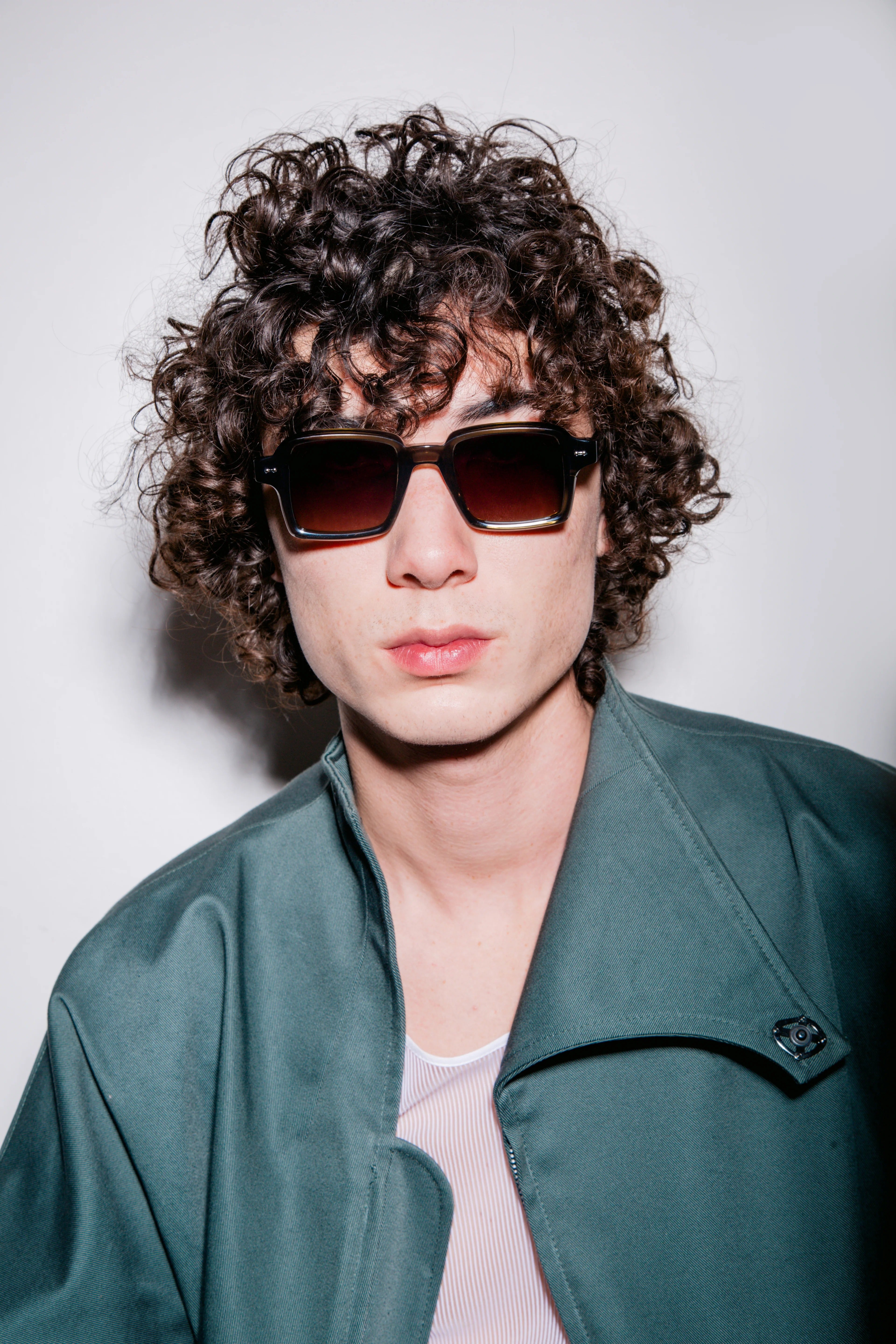 PETER AND MAY S120 NUMERO SAGUARO GRN 48 SUNGLASSES