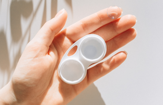 All about Contact Lenses – Types and Benefits