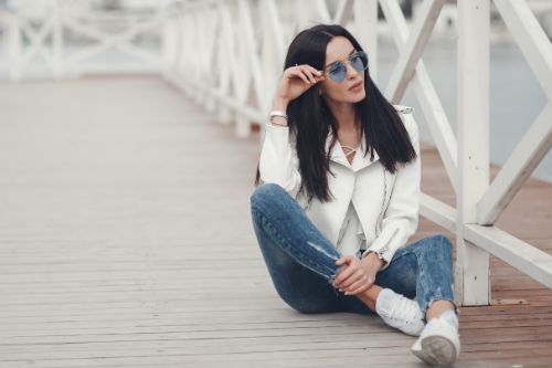 Match Sunglasses With Your Outfits