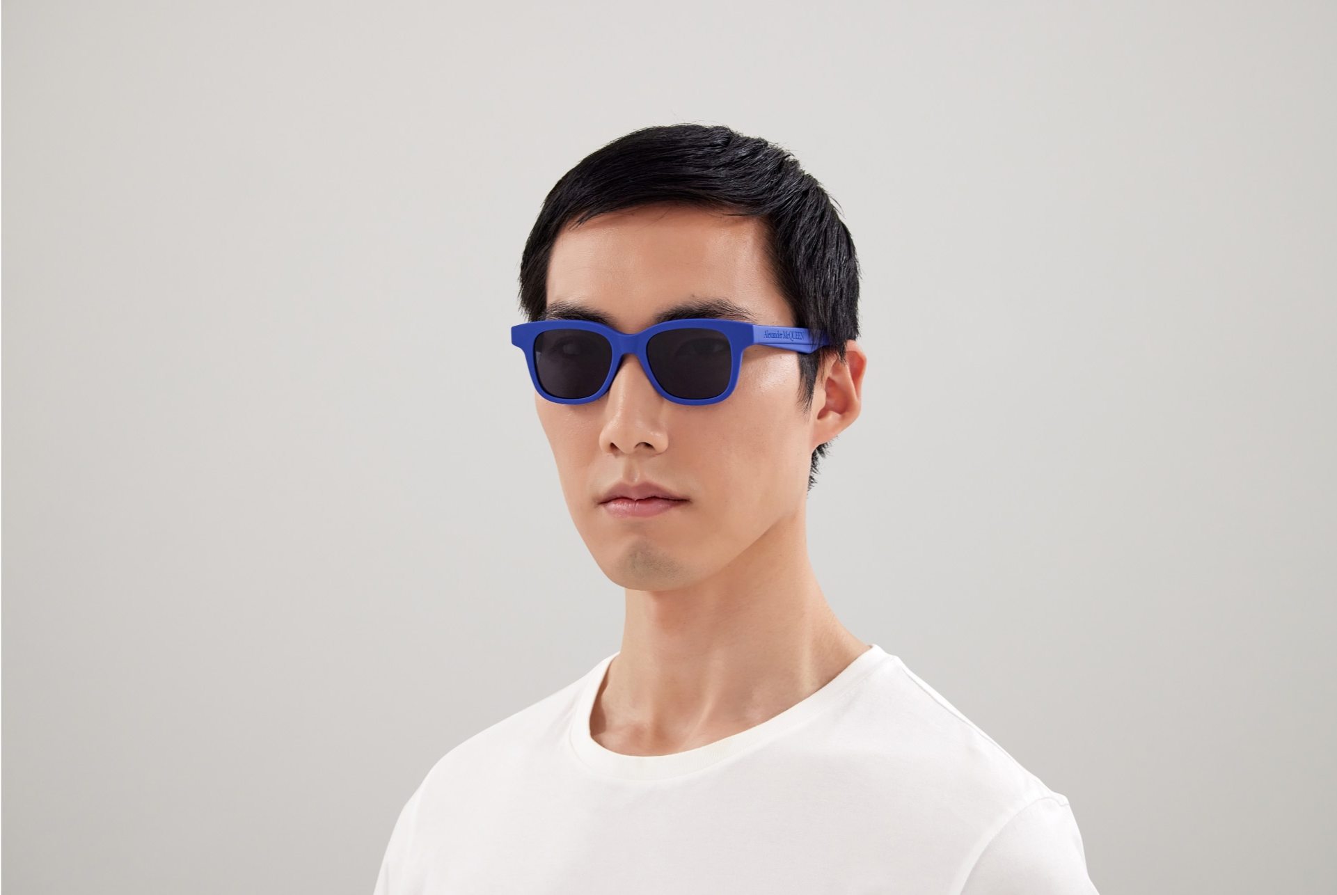 ALEXANDER MCQUEEN AM0382S 004 48 SUNGLASSES