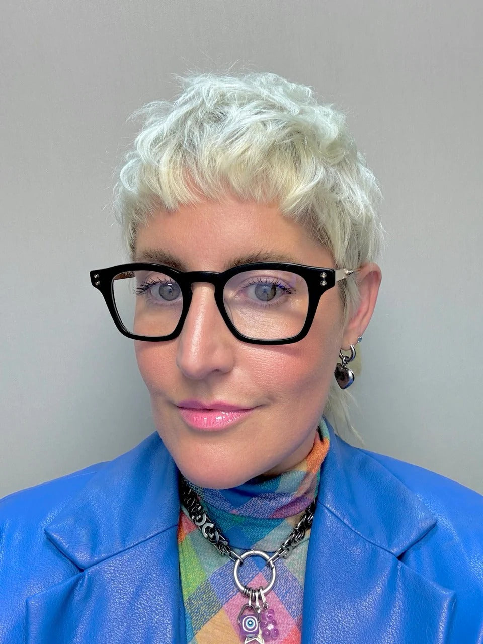 AKONI AKX418A WISE BLK GLD 48 FRAME