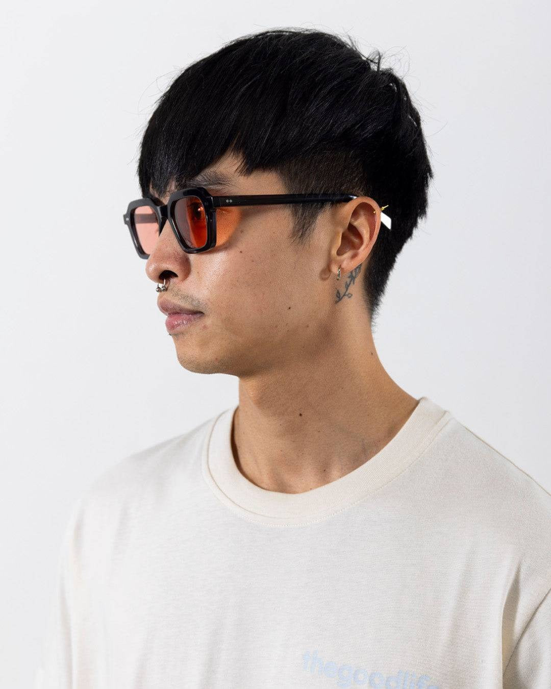 AKILA 2401 02 86 ERA 02 86 NA SUNGLASSES